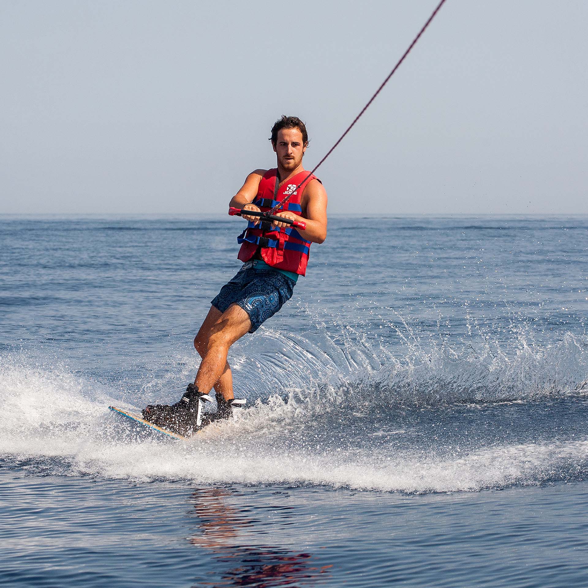 Wakeboard en Méditerranée près de Calvi